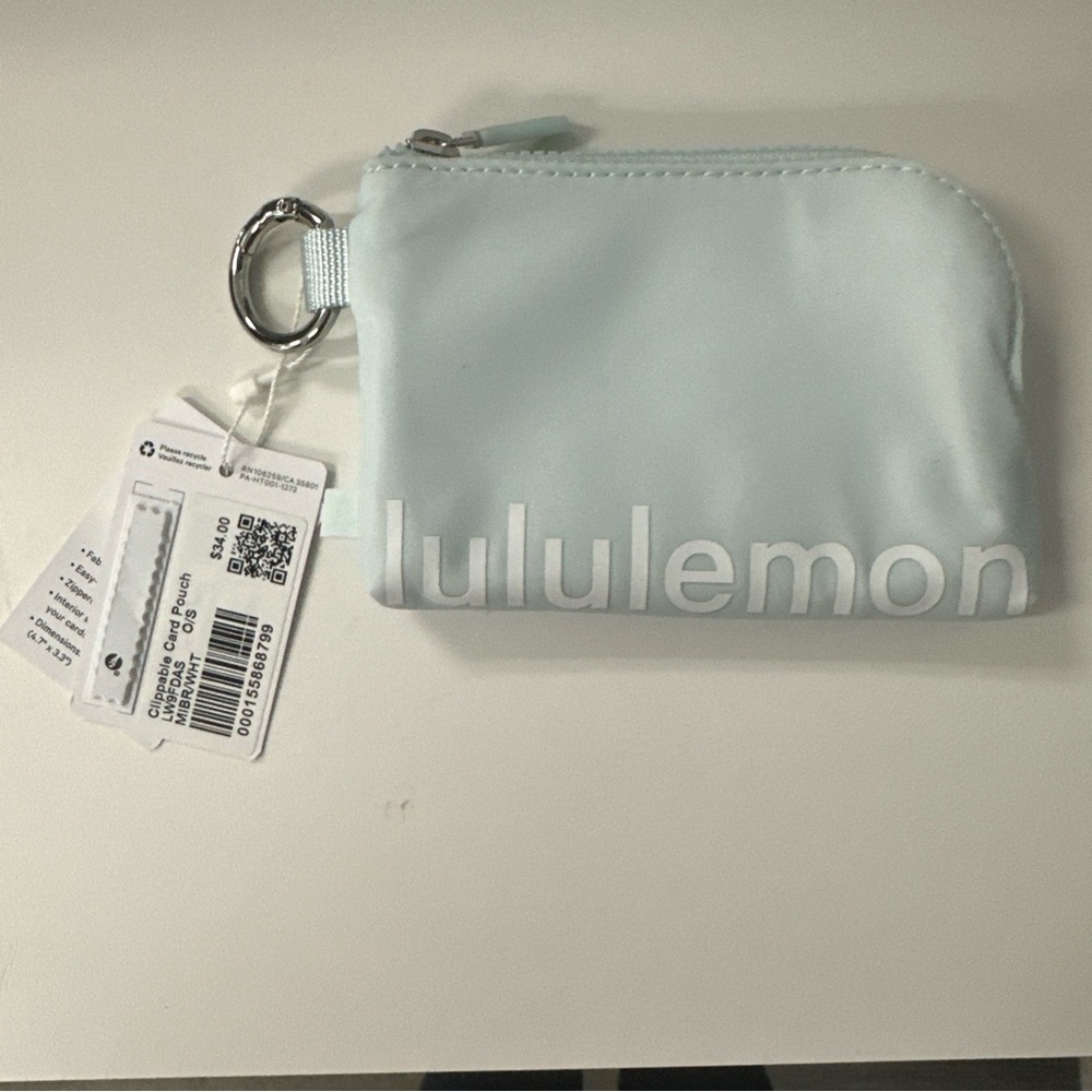 Lululemon Clippable Card Pouch, Mint Breeze, Graphic